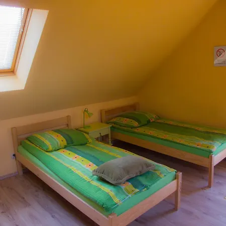Gospodarstwo Agroturystyczne Ania I Filip Izabelin  Exterior photo