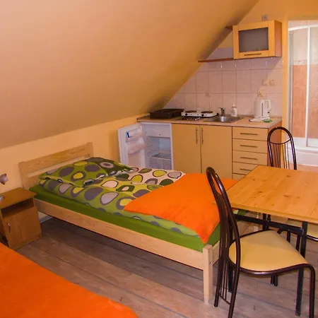 Gospodarstwo Agroturystyczne Ania I Filip Izabelin  Exterior photo