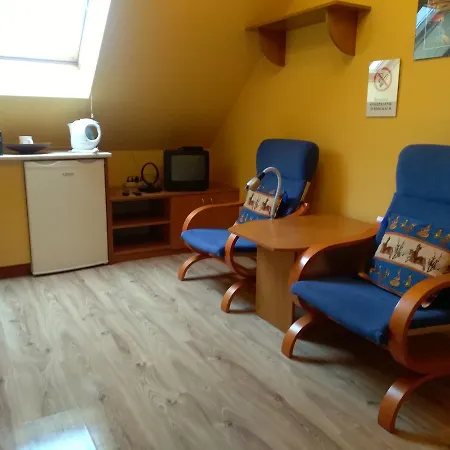 Gospodarstwo Agroturystyczne Ania I Filip Izabelin  Exterior photo